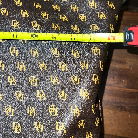 Dooney & Bourke Signature Brown Logo Leather Strap Shoulder Purse Tote - Picture 13 of 16